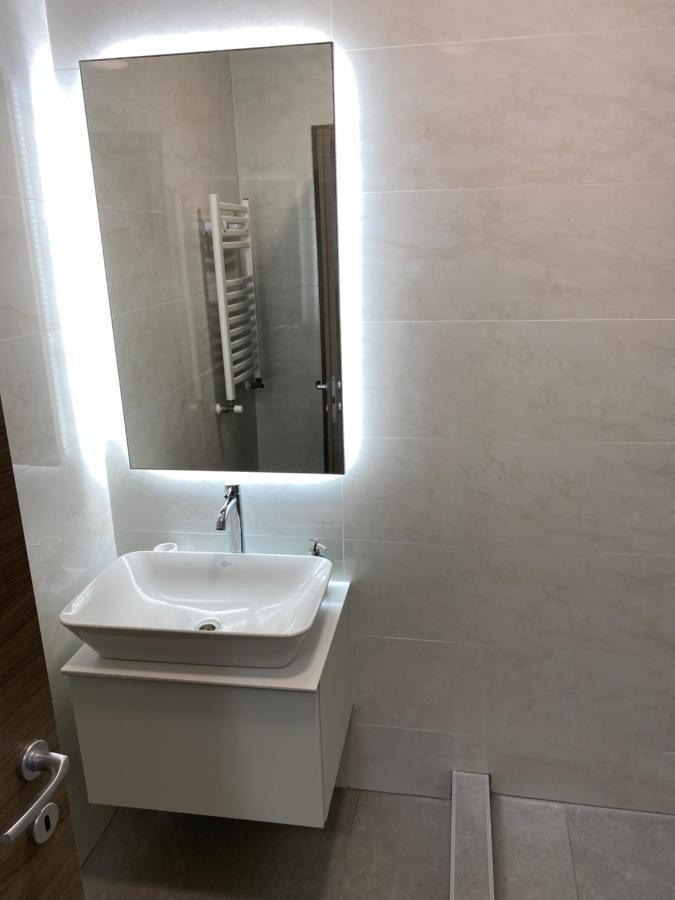 Catedral Apartment Bucarest Extérieur photo