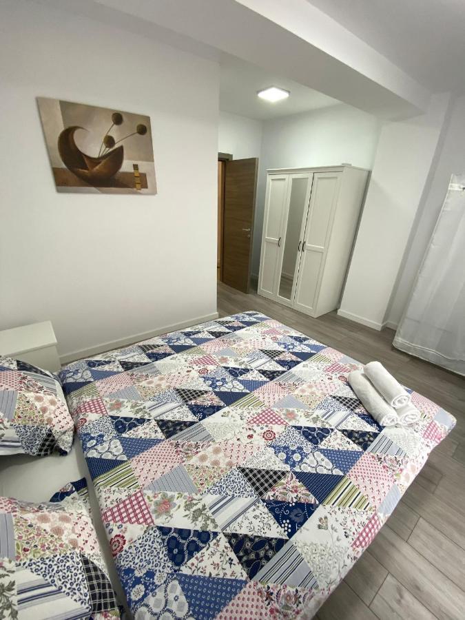 Catedral Apartment Bucarest Extérieur photo