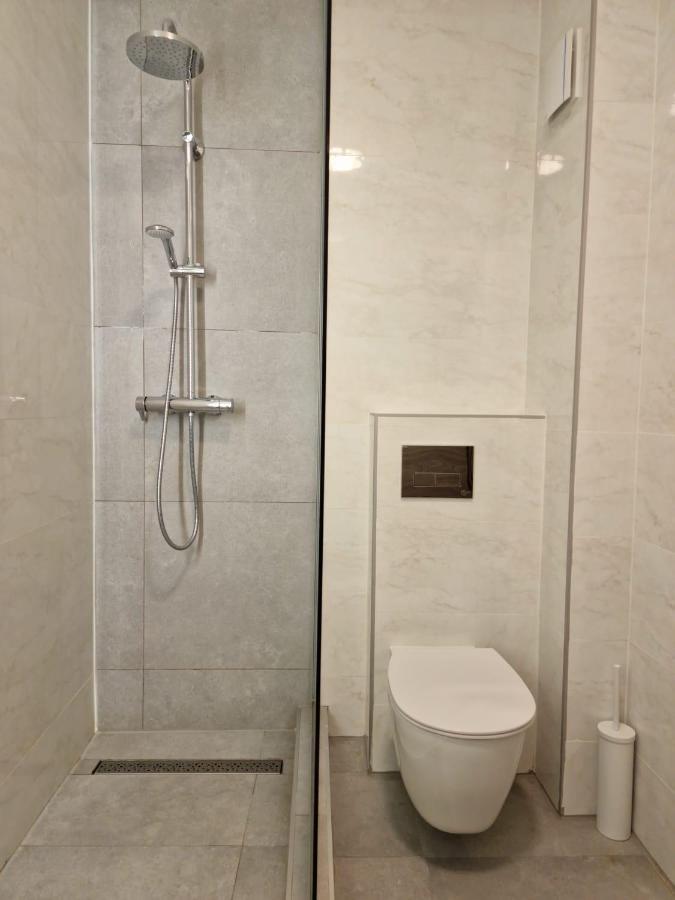 Catedral Apartment Bucarest Extérieur photo