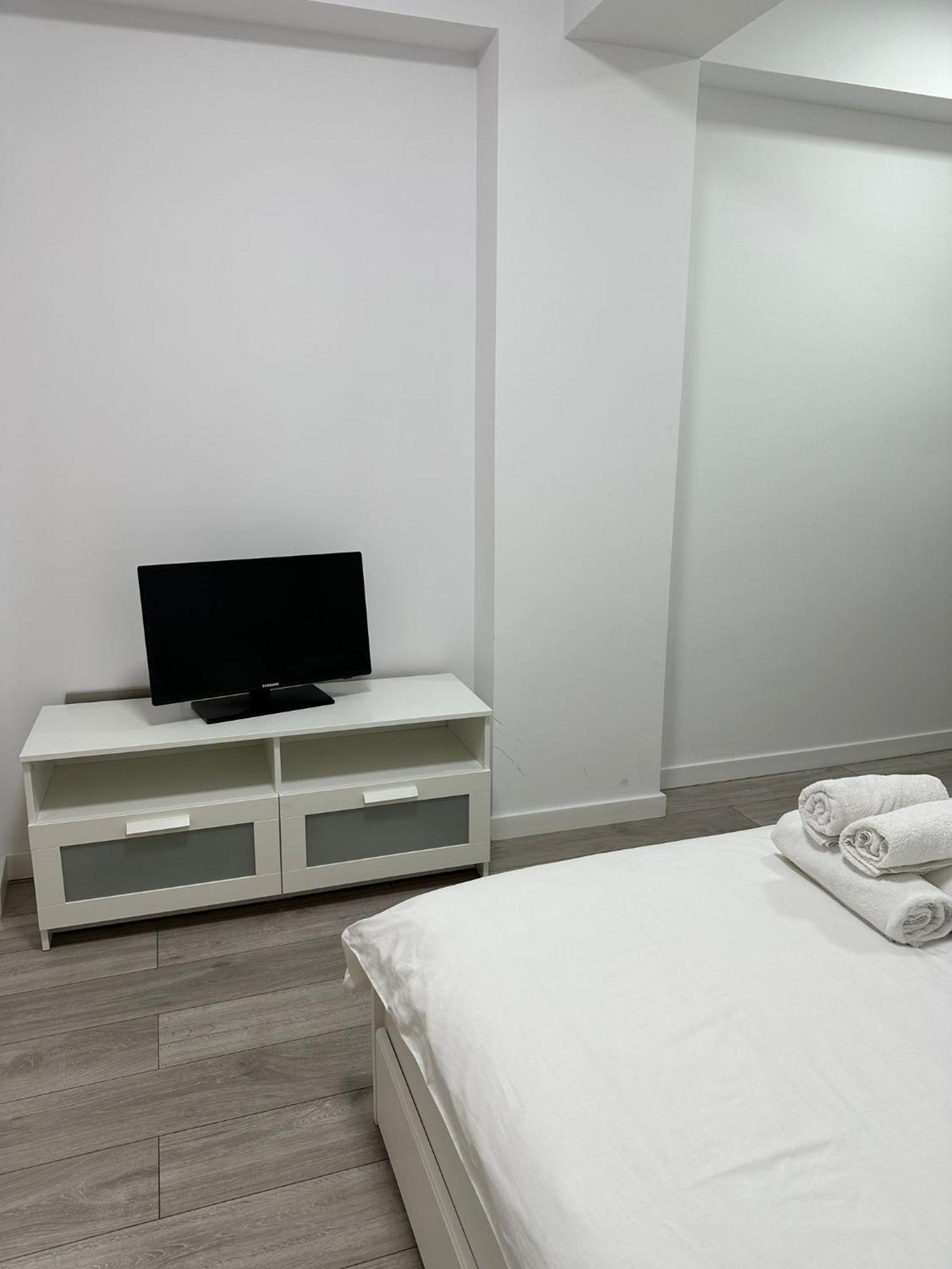 Catedral Apartment Bucarest Extérieur photo